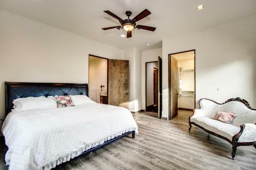 Scottsdale - 6303 N 33rd St