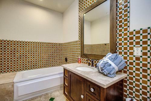 Scottsdale - 6303 N 33rd St