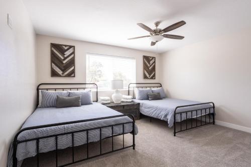 Family Friendly Modern With Gated & Heated Pool Home