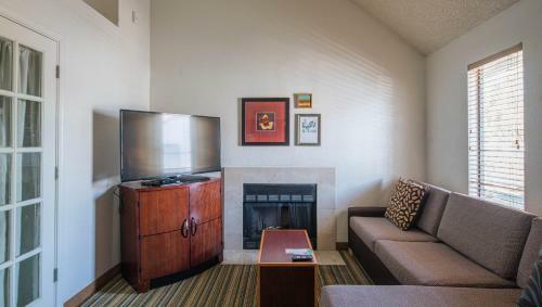 Wanderjaunt - North Phoenix Apartments