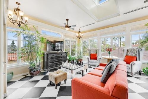 Phoenix Manor