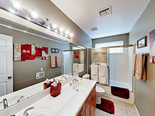 New Listing! Big Outdoor Oasis With Pool & Fire Pit Home