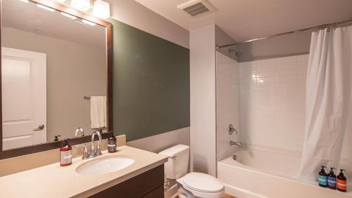 Luxury Biltmore Apartments By Wanderjaunt