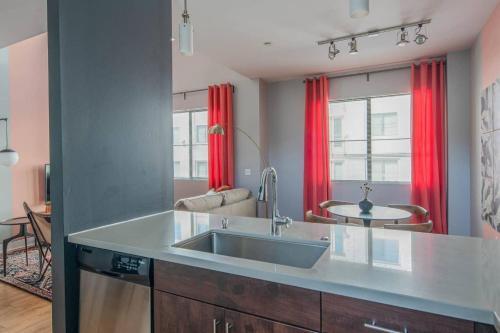 Luxury Biltmore Apartments By Wanderjaunt