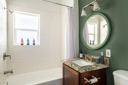 Cozy 2br Home In Central Phoenix By Wanderjaunt