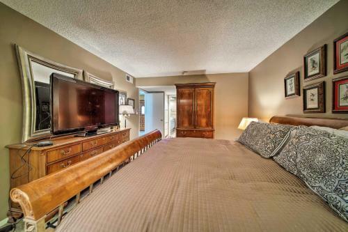 Phoenix Home With Pools Last Min Discounted Rates!