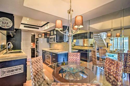 Grand Phx Townhome With Central Location, Pool Access