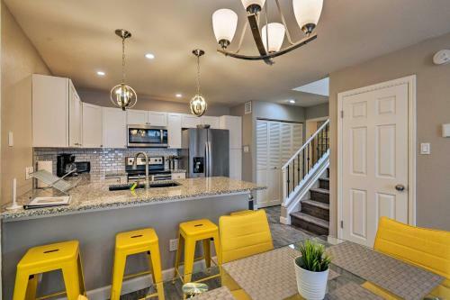 Modern Townhome With Games 18mi To Salt River Fields
