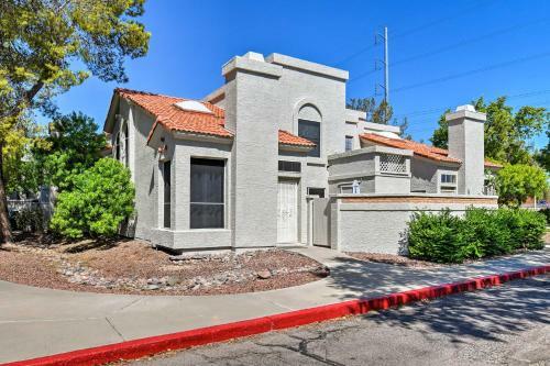 Modern Townhome With Games 18mi To Salt River Fields
