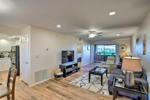 Apartamento Modern Paradise Valley Escape With Pool Access!