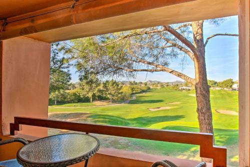 Apartamento Modern Paradise Valley Escape With Pool Access!