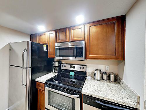 Apartamento Stylish & Spacious Condo With Pool, Spa & Gym Condo