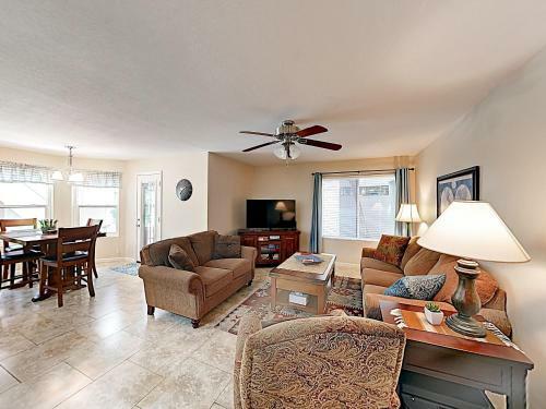 Apartamento Stylish & Spacious Condo With Pool, Spa & Gym Condo