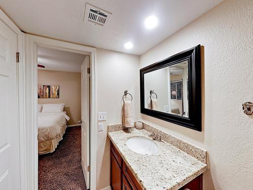 Apartamento Stylish & Spacious Condo With Pool, Spa & Gym Condo