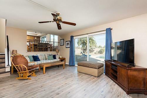 Shadow Mountain Retreat 4br By Casago