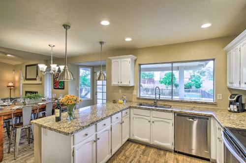 Phoenix Villa W And Private Pool And Putting Green!