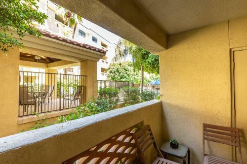 Comfort And Style In The Phoenix Biltmore Area!