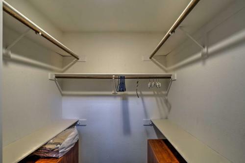 Trendy Phoenix Townhome By South Mountain Trails!