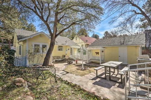 Chic Prescott Cottage With Outdoor Entertaining Area