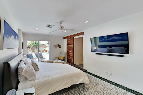 Parkcrest Home With Pool & Firepit - Near Old Town! Home