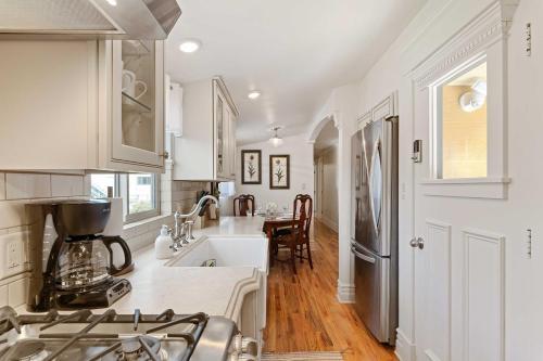 Cottage Minutes From Top Prescott Attractions