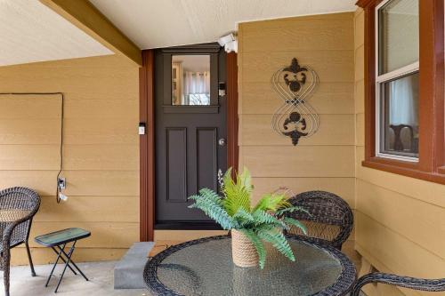 Cottage Minutes From Top Prescott Attractions