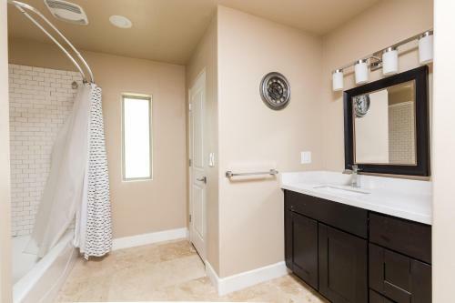 Scottsdale - 12651 N 65th Place