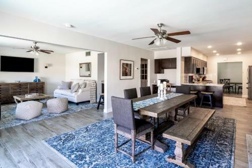 Modern Scottsdale Stunner With Private Pool Home