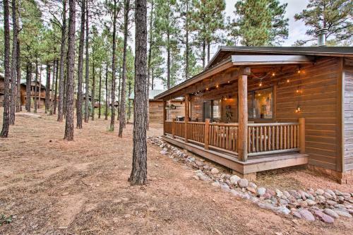 Honeybear Hollow Romantic Getaway Cabin In Forest!