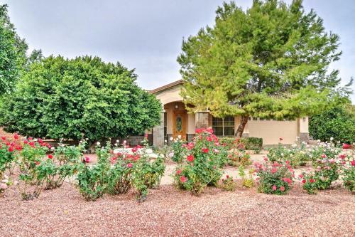 Luxurious Surprise Abode On A Citrus And Horse Ranch!