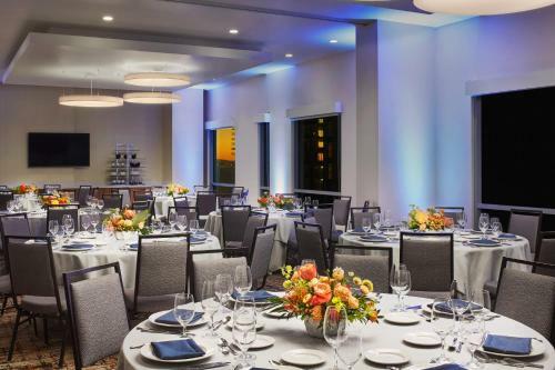 Hotel Canopy By Hilton Tempe Downtown