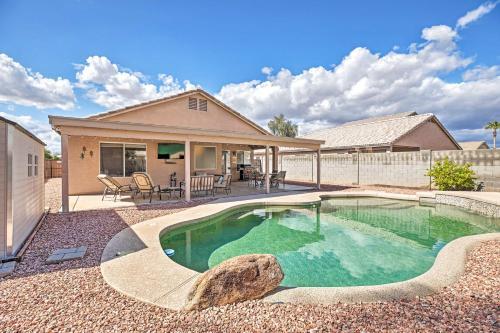 Retreat With Pool, About 1 Mile From Surprise Stadium!
