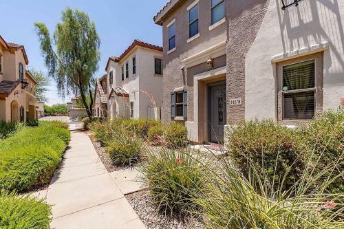 Farmhouse Surprise - 3 Bedroom By Casago
