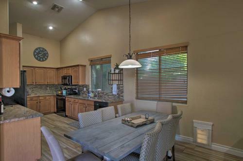Home With Outdoor Oasis, 4mi To Surprise Stadium