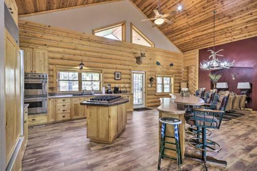 Luxury Show Low Cabin With Furnished Deck