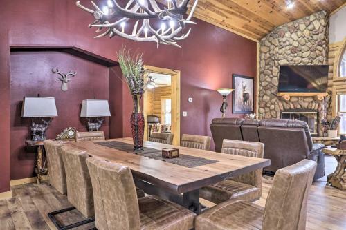 Luxury Show Low Cabin With Furnished Deck