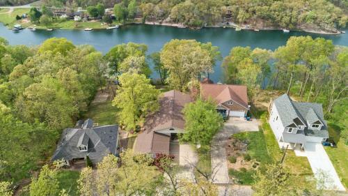 Ozark Mountain Lakehouse