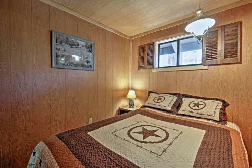 Rustic Prescott Cabin With Loft And 1,000-sq-ft Deck!