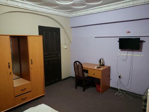 Global Summer Hotel