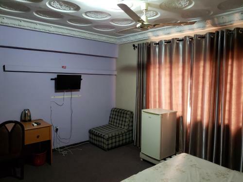 Global Summer Hotel