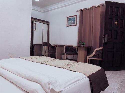 Hostal Hill View Lodge