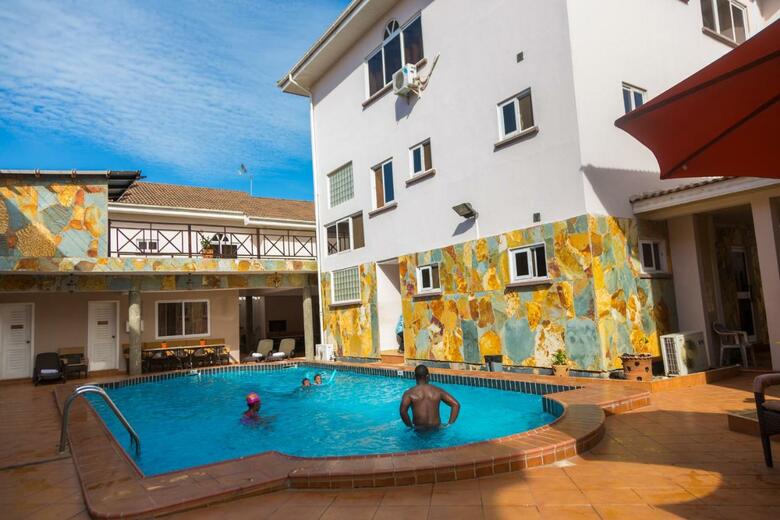 Midindi Hotel