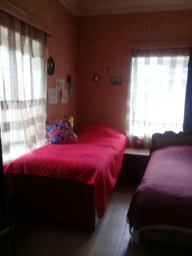 Hostal Tlt Guest House