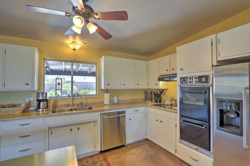 Spacious Oasis With Hot Tub, 6mi To Saguaro Park