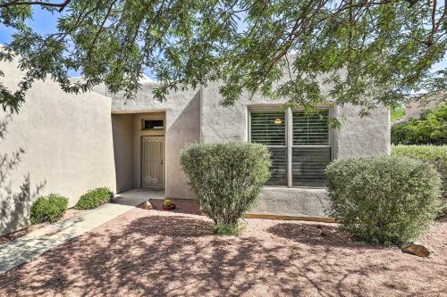 Tucson Getaway With Hot Tub, Fireplace And Office!