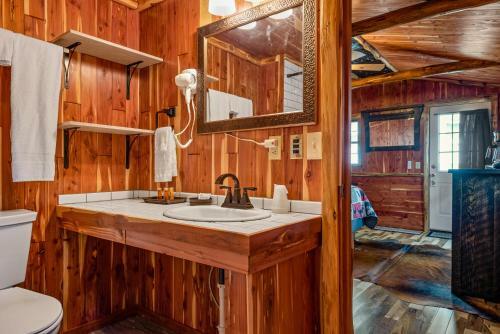 Hotel Log Cabin Inn