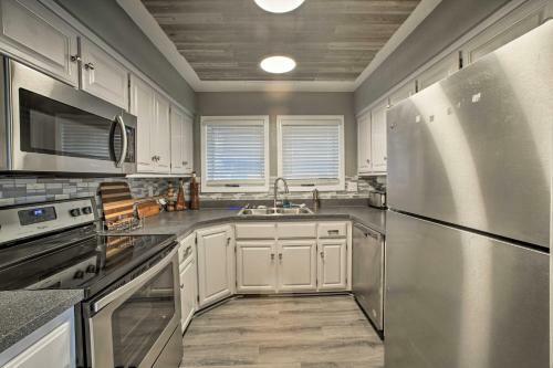 Renovated Lakefront Escape With Private Dock And Deck!