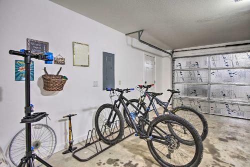 Modern Living In Bella Vista By Mtb Trails!