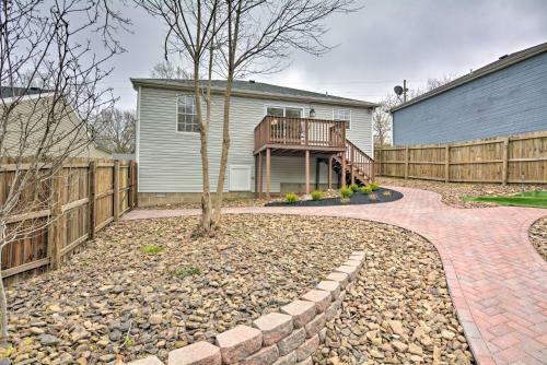 Completely Remodeled Retreat Less Than 1 Mile To Dwtn