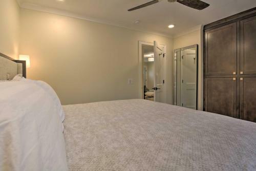 Completely Remodeled Retreat Less Than 1 Mile To Dwtn